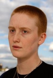 Bobbi Salvör Menuez