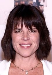 Neve Campbell